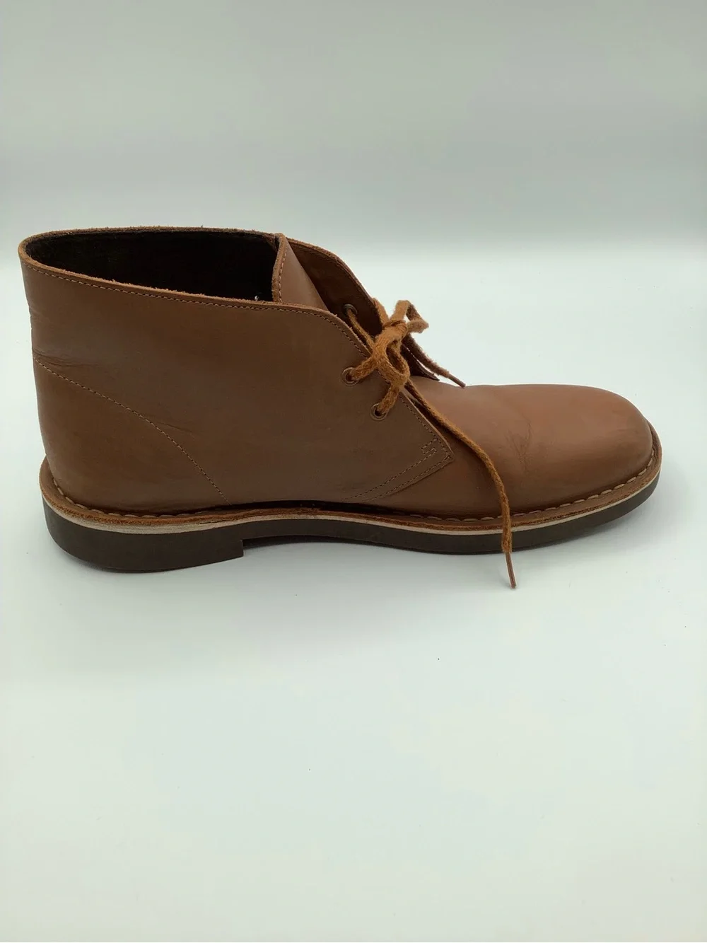Clarks Men's Tan Leather Chukka Boots